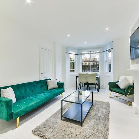 Amazing 2 Bed Apartment Clapham North Londen Buitenkant foto