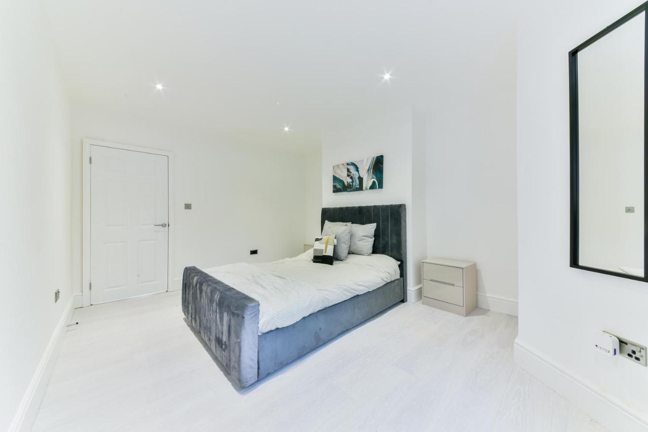 Amazing 2 Bed Apartment Clapham North Londen Buitenkant foto